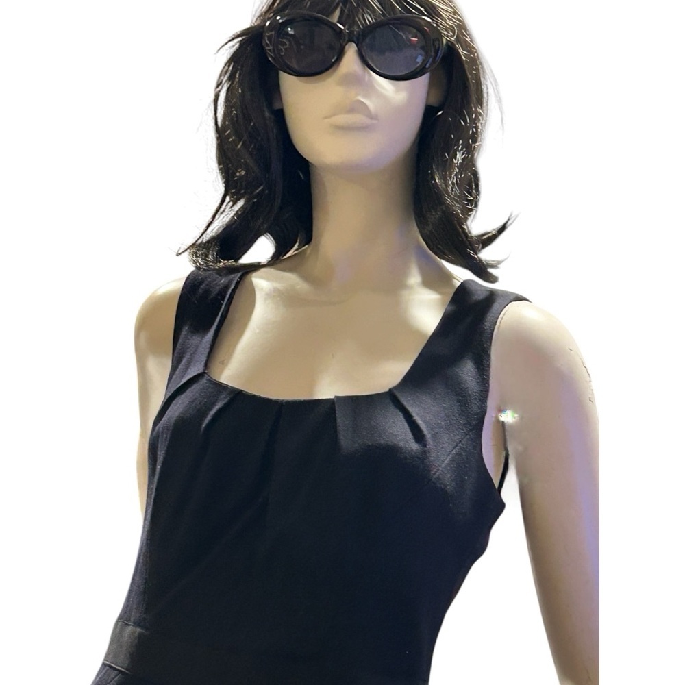 Milly Little Black Lightweight Wool Dress with Square Neck Pleated Detail Size 6 - Picture 2 of 9